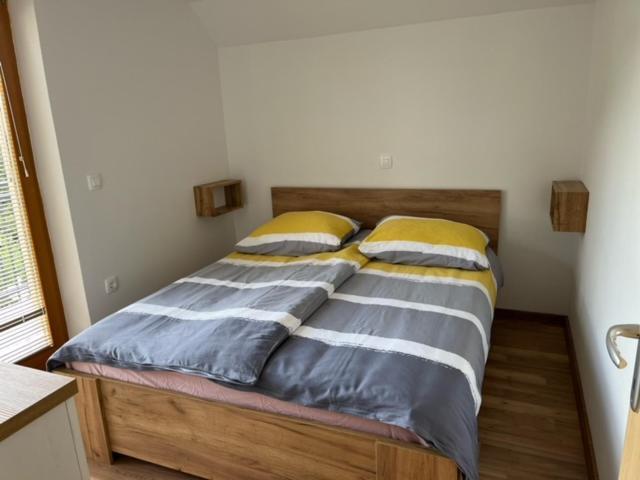 Apartma Ela Zgornje Gorje Екстериор снимка